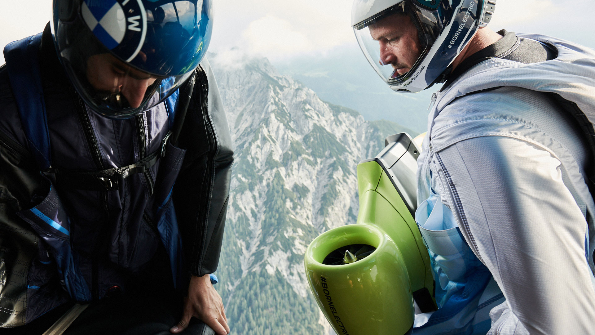 wngmrk—electric-wingsuit-05